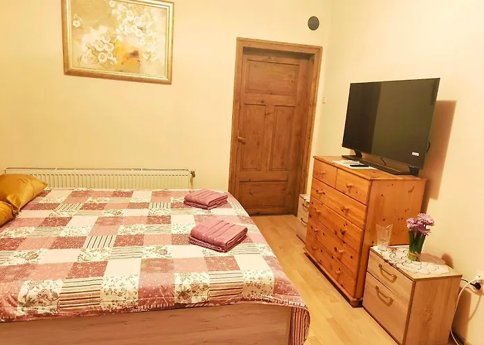 Apartamento самостоятелна трояна *