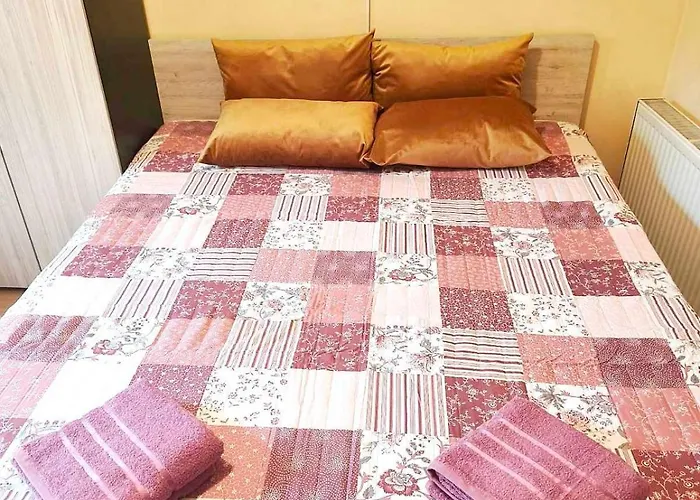 Apartamento самостоятелна трояна *